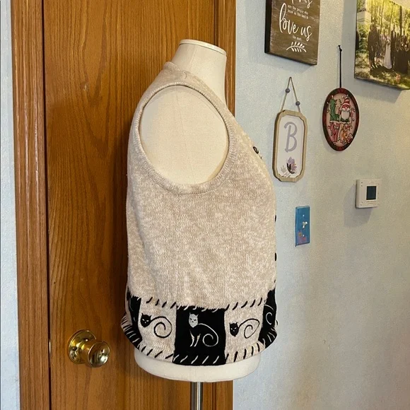 Christopher & Banks Beige Knit Kitty Sweater Vest - Picture 3 of 9